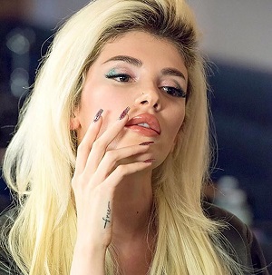 Era Istrefi Bio, Wiki, Married, Age, Height, Net worth, Religion, Boyfriend, Dating